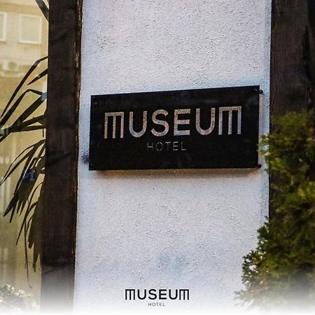 פרישטינה Museum Hotel מראה חיצוני תמונה