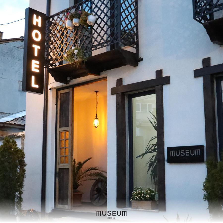 פרישטינה Museum Hotel מראה חיצוני תמונה