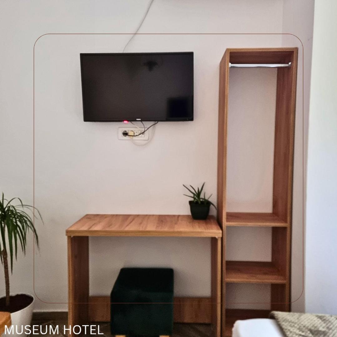 פרישטינה Museum Hotel חדר תמונה